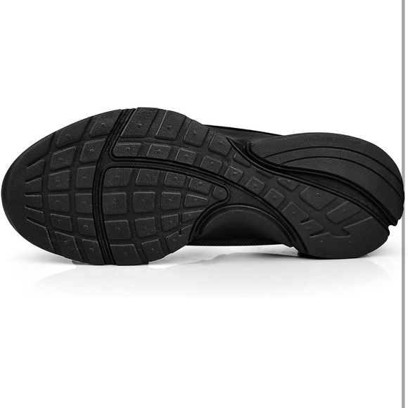 ๐๐ปโโ๏ธ almost new black nonslip sneakers wore one time for two hours - Picture 7 of 11